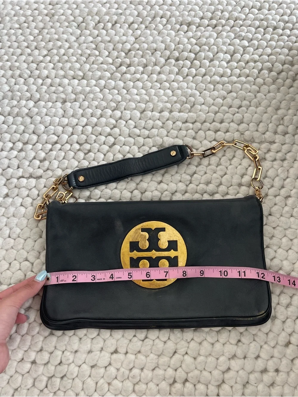 Tory Burch Black Leather Shoulder Bag with Gold Logo Medallion